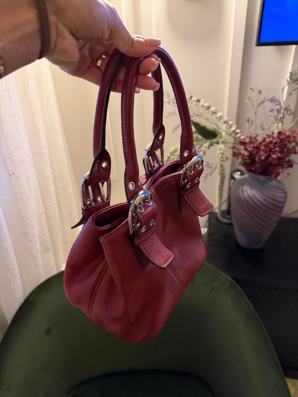 Tignanello Red Pebbled Leather Shoulder Bag with Buckle Accents - Picture 6 of 8